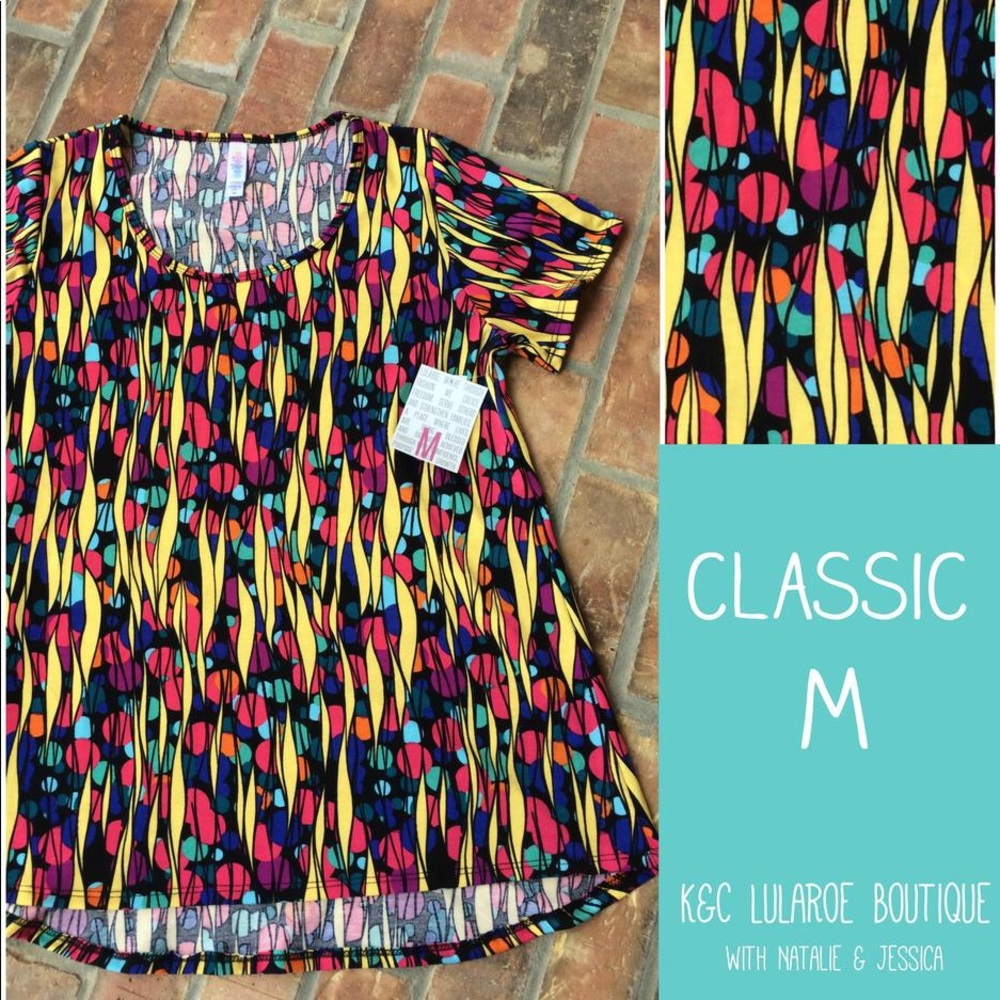 NEW LuLaRoe Classic T - Medium